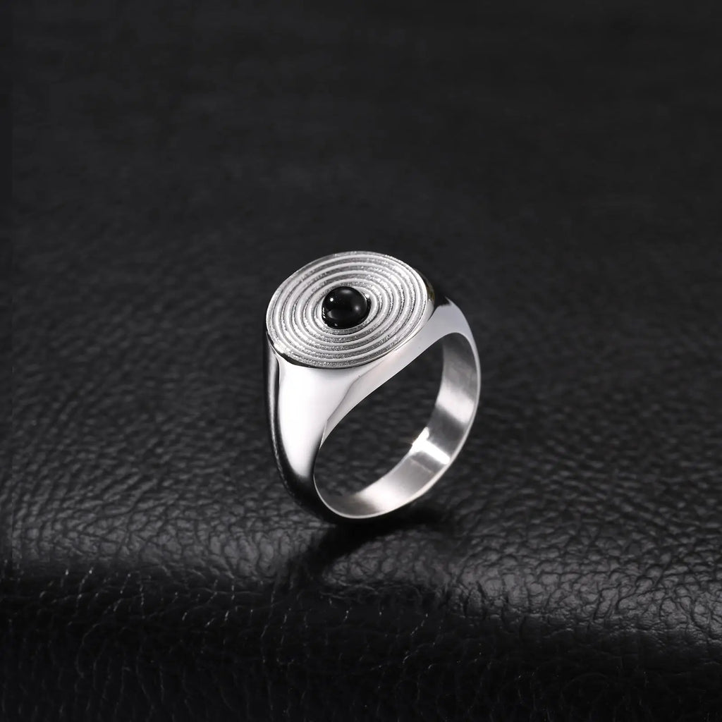 Vnox Stainless Steel Signet Ring for Men, Spiral Pattern Inlaid Black Onyx Stone Finger Ring, Vintage Punk Fashion Jewelry Gift