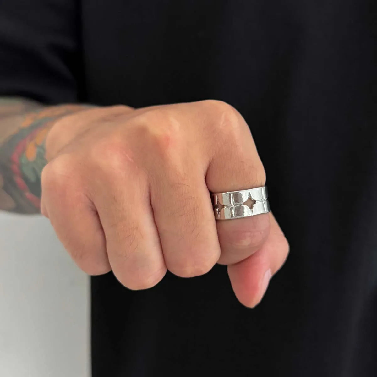 4Ps/Set Hiphop Punk Hollow Pentagram Rings for Men Women Vintage Geometric Thread Vortex Opening Rings Set Gothic Jewelry Gifts